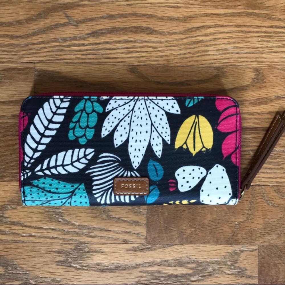 Fossil Eliza Clutch Style Wallet